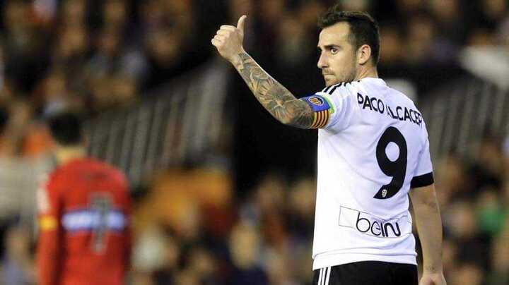 Tin chuyển nhượng sáng 14/8: Barca sắp có thêm 