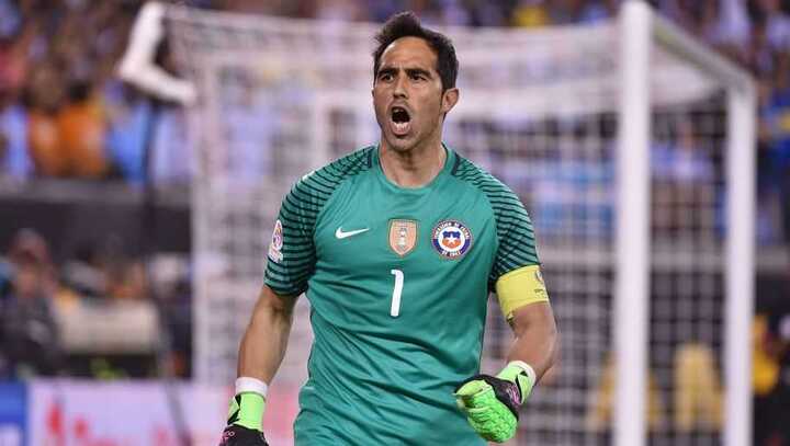 Tin chuyển nhượng sáng 21/8: Man City có thủ môn mới thay Joe Hart