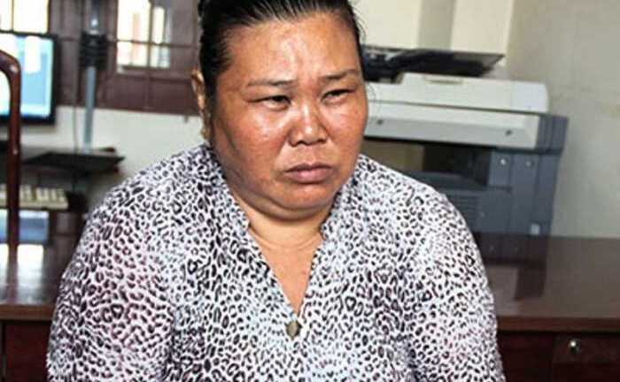 Bắt ‘nữ quái’ chuyên giao ma túy đá trước KTX đại học