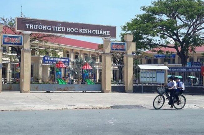 Phụ huynh bắt cô giáo quỳ ở Long An: Sắp có thông cáo báo chí