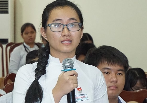 Thực hư chuyện cô giáo Toán im lặng, không giảng bài trên lớp suốt học kỳ