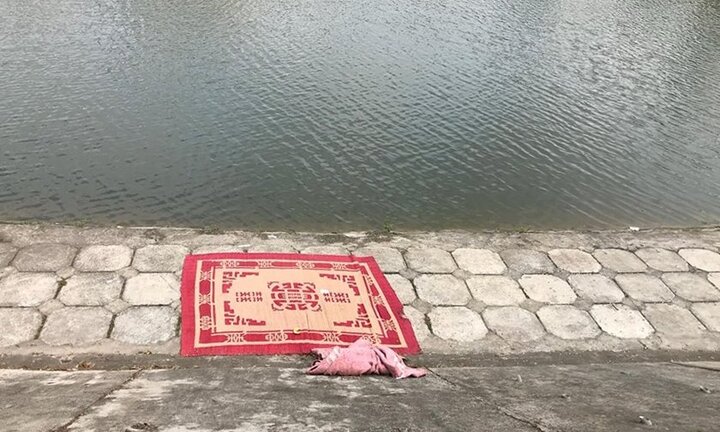 Phát hiện thi thể người đàn ông dưới hồ Ngọc Khánh, Hà Nội
