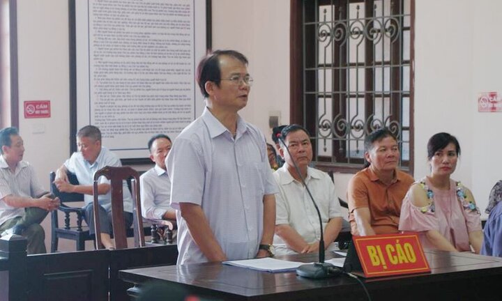 Nguyên lãnh đạo Viện KSND tỉnh Thái Nguyên lãnh 5 năm tù