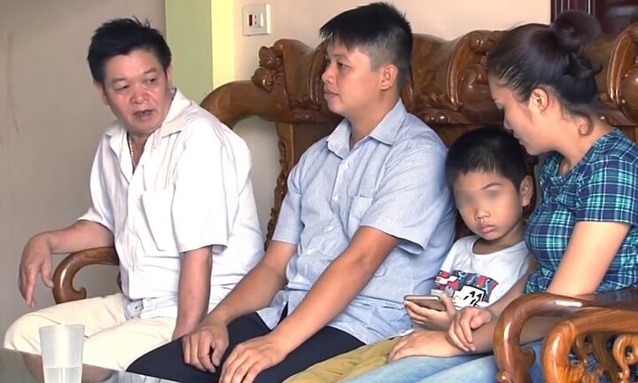 Bệnh viện trao nhầm con ở Hà Nội phải bồi thường cho 2 gia đình thế nào?