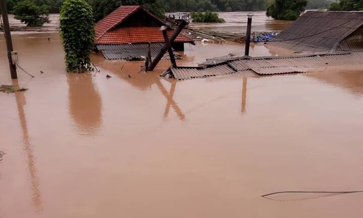Mưa lũ hoành hành, số người chết ở Thanh Hóa tăng lên 9 người