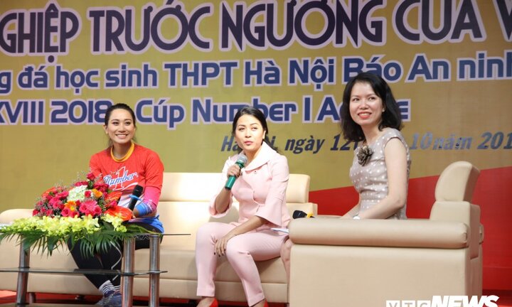 'Thất bại - đứng dậy - đi tiếp', thông điệp ý nghĩa từ 'cô gái tỷ đô' Trần Uyên Phương
