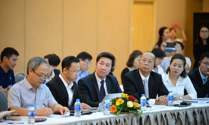 Chuyên gia: Việt Nam vẫn phải nhập khẩu phế liệu sản xuất giấy