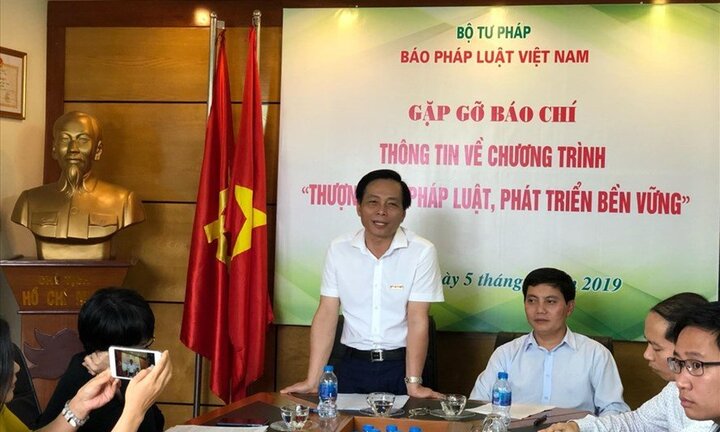 Vinh danh doanh nghiệp, doanh nhân 'Thượng tôn pháp luật, phát triển bền vững' năm 2019