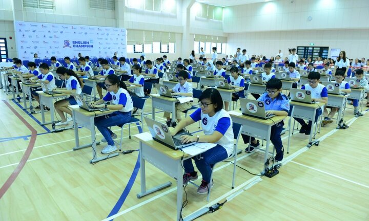 'Nghẹt thở' tại vòng đấu loại trực tiếp English Champion 2019