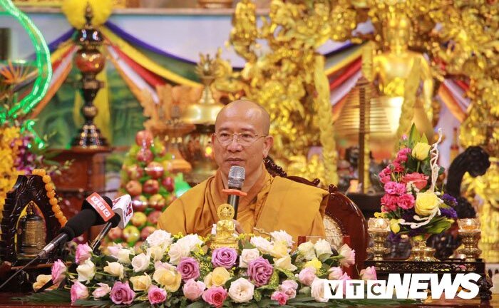 Trụ trì chùa Ba Vàng Thích Trúc Thái Minh bị bãi nhiệm hết chức vụ trong Giáo hội