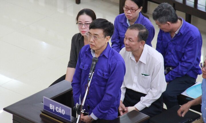 Cựu Thứ trưởng Lê Bạch Hồng lĩnh án 6 năm tù giam