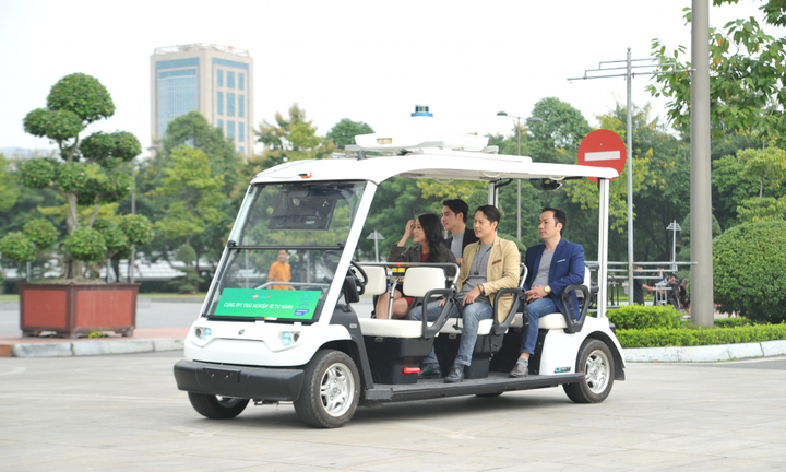 Trải nghiệm xe tự hành công nghệ Việt Nam có gì đặc biệt?