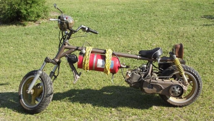 10 chiếc xe máy chế ấn tượng nhất thế giới