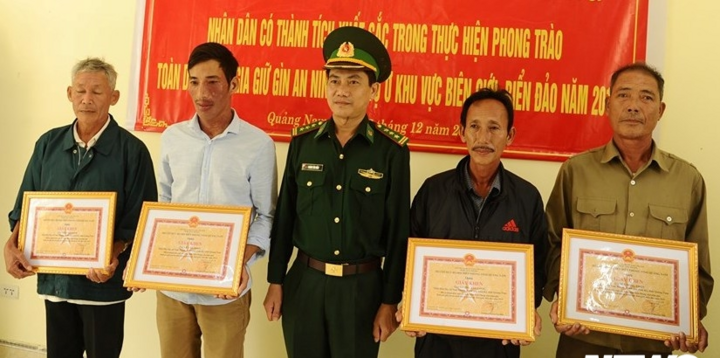 26 bánh heroin trôi dạt vào bãi biển: Quảng Nam tặng bằng khen 4 tập thể, 5 cá nhân