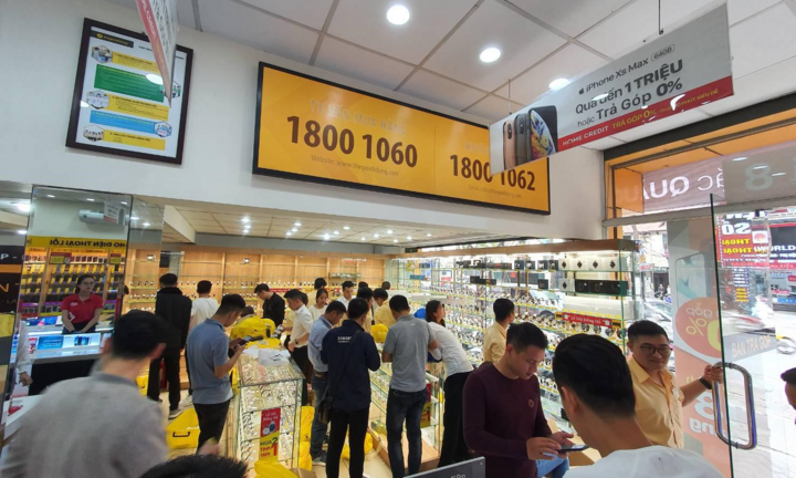 Đồng hồ Thế Giới Di Động bắt đầu công phá thị trường miền Bắc