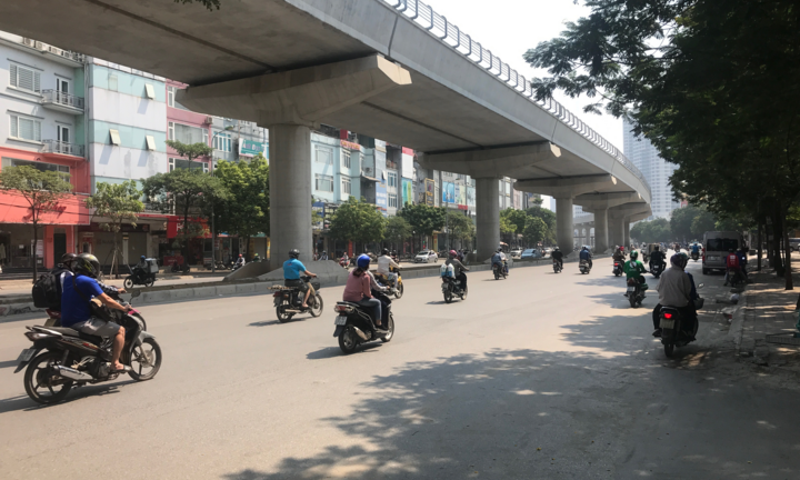 Ô nhiễm không khí Hà Nội tiếp tục xấu, nhóm người nhạy cảm nên hạn chế ra ngoài