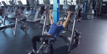 Video: 6 bài tập giúp cơ ngực nam giới dày và đẹp 