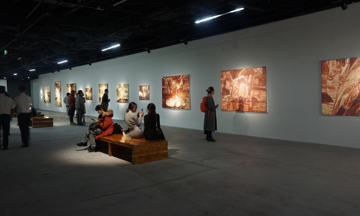 Triển lãm Tỏa 3: Lạc bước trong hành trình cảm xúc