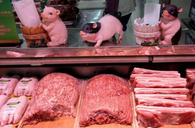 Tiếp tục xả kho thịt đông lạnh, có đủ thỏa cơn khát thịt trước Tết Nguyên Đán ở Trung Quốc?