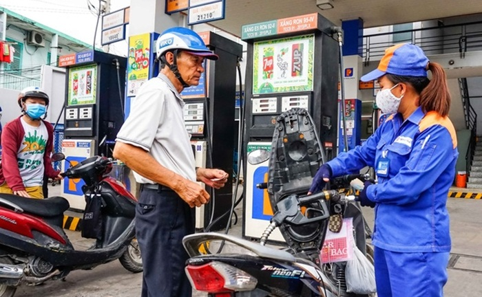 Giá xăng dầu ngày cuối năm 2019 bật tăng 