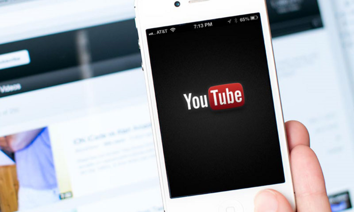 Làm sao để nghe nhạc YouTube trên iPhone không cần mở màn hình?