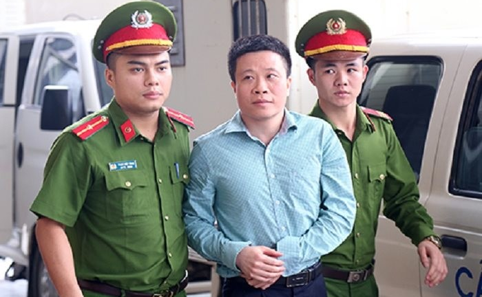 Cựu Chủ tịch Oceanbank Hà Văn Thắm tiếp tục hầu toà