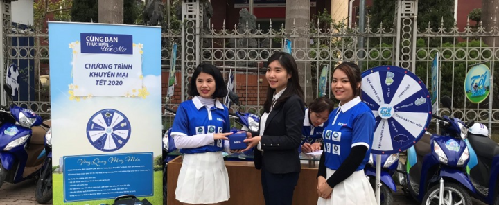 Tham gia 'Vòng quay may mắn': Rước lộc xuân cùng đoàn Roadshow Tết xanh