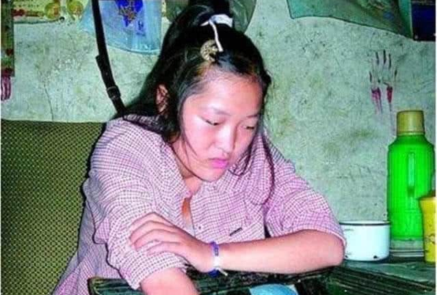 Cô gái hối hận khi cố tình vi phạm quy chế thi để đạt điểm 0 đại học