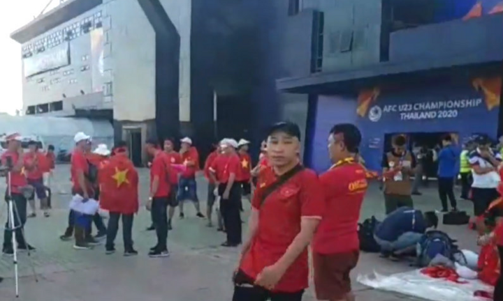 TRỰC TIẾP: Không khí trước trận U23 Việt Nam và U23 UAE tại Thái Lan