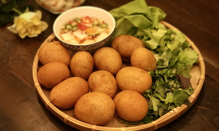 Mẹo làm bánh rán mặn giòn ngon, không nổ cho ngày lạnh cuối tuần