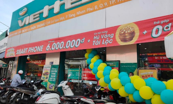 Khai trương siêu thị mới, Viettel Store giảm giá smartphone 6 triệu đồng