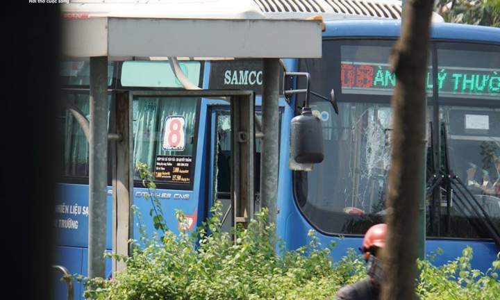 Khởi tố nhóm côn đồ đập phá xe buýt ở TP.HCM