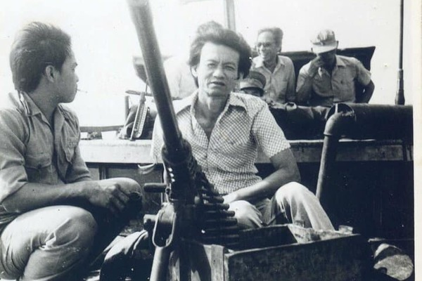 Video: Nghe lại ca khúc 'Tuổi trẻ thế hệ Bác Hồ' của nhạc sĩ Triều Dâng