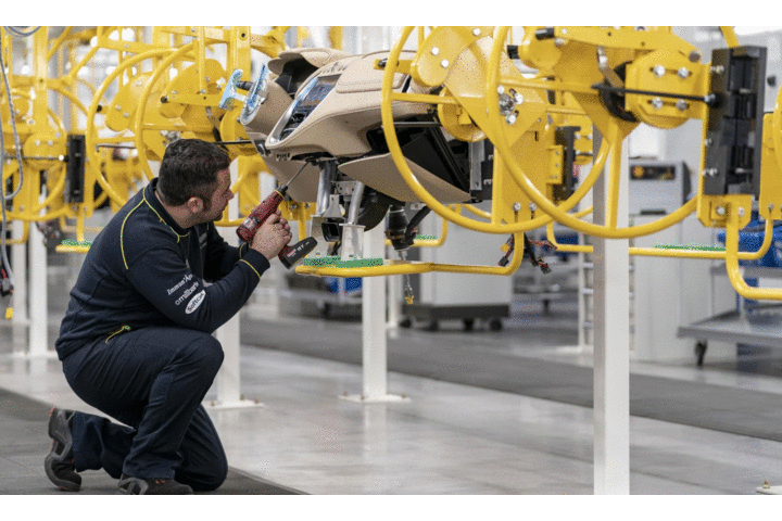 Sản xuất ô tô của Anh giảm nhanh nhất kể từ suy thoái kinh tế 2008