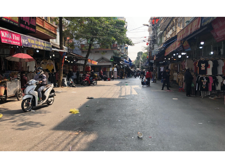 Cửa khẩu ngừng thông quan, hàng không ngừng bay, dân buôn hàng Trung Quốc 'méo mặt'