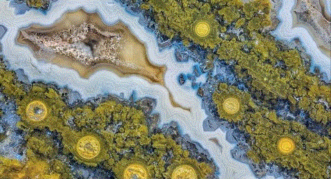 'Zoom' cận cảnh đá quý đẹp ngỡ ngàng như chốn thiên đường 