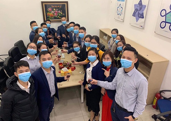 Lì xì đầu năm độc đáo bằng khẩu trang giữa dịch corona