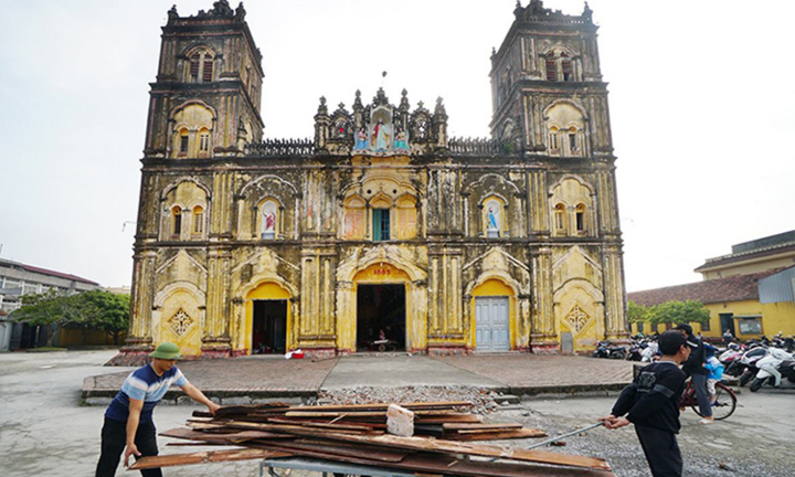 Sắp hạ giải nhà thờ Bùi Chu 135 năm tuổi ở Nam Định