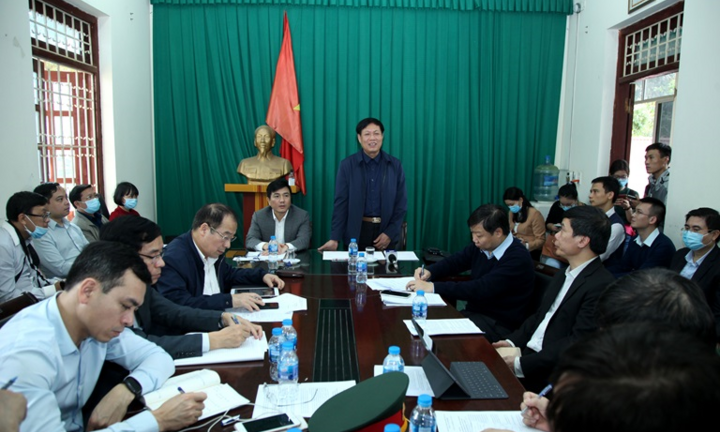 Thứ trưởng Bộ Y tế: Điều 2 tổ công tác đặc biệt trực 24/24 ở Bình Xuyên