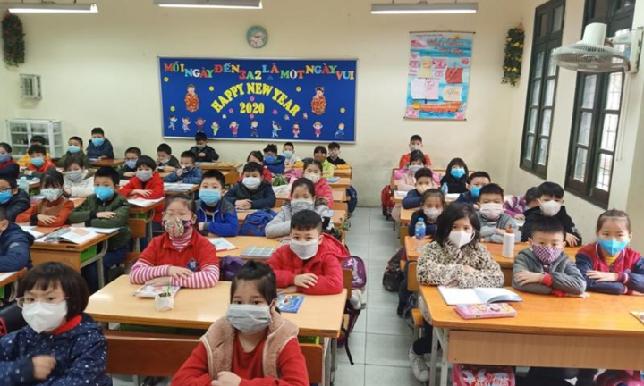 Vì sao Bộ GD&ĐT không cho học sinh nghỉ xuân thay nghỉ hè để phòng Covid-19?