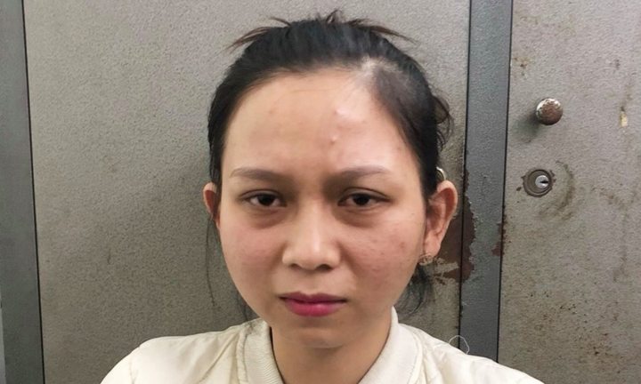 Khởi tố 2 ‘Tú bà’ chủ động mại dâm núp bóng quán hớt tóc