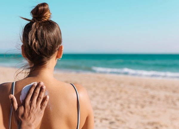 10 thói quen nguy hiểm gây ung thư bạn cần tránh