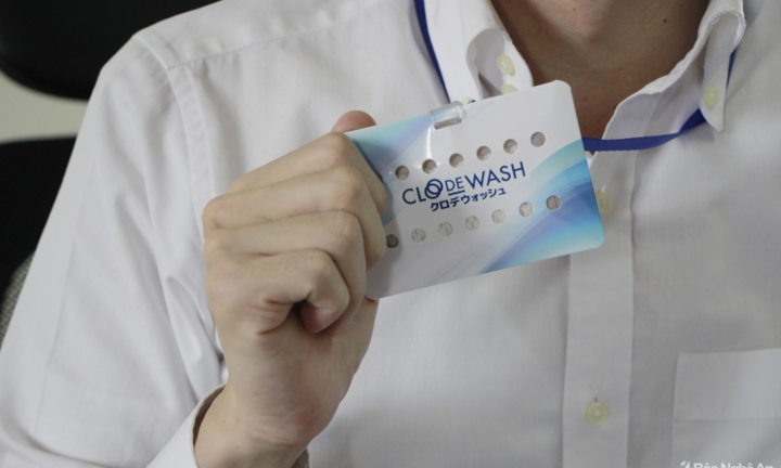 Video: Quảng cáo rầm rộ nhưng thẻ đeo chống Covid-19 chỉ là tin đồn