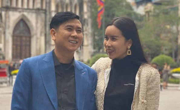 Hồ Hoài Anh viết thư tay, nhắn gửi ngọt ngào đến Lưu Hương Giang