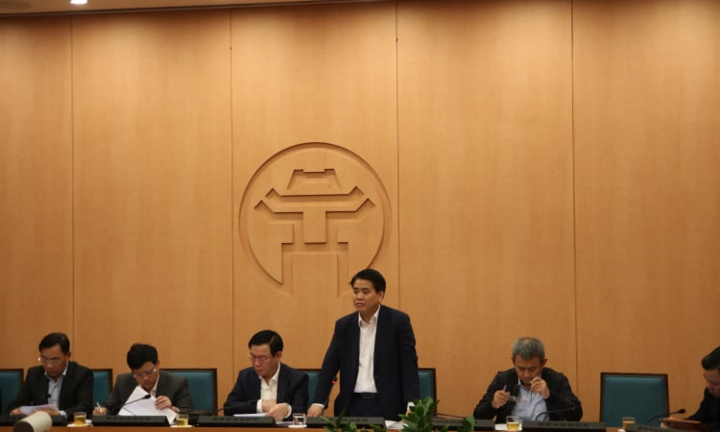 Bí thư Thành uỷ Hà Nội: 'Người dân không nên tích trữ đồ'