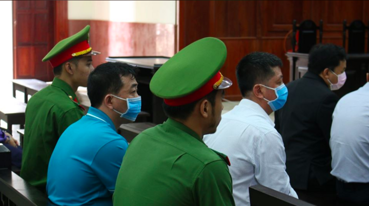 Xuất hiện chứng cứ mới, phiên xử phúc thẩm VN Pharma lại bị hoãn