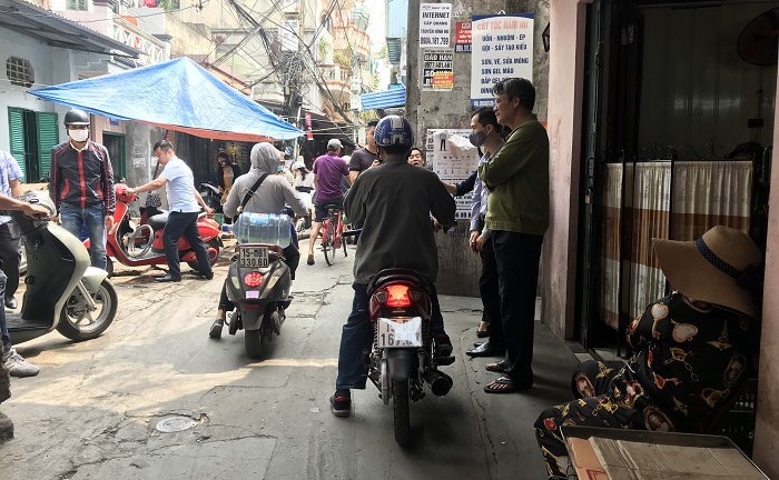 Nghi phạm đâm thiệt mạng tổ trưởng dân phố ở Hải Phòng cầm dao ra đầu thú