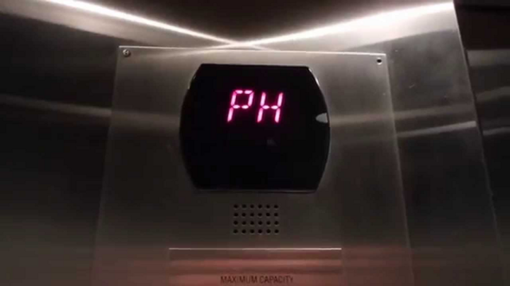 Trung Quốc sử dụng thang máy công nghệ giọng nói ngừa Covid-19