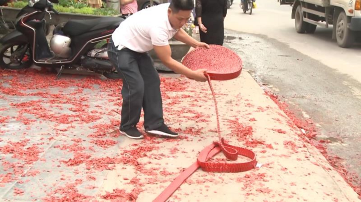 Kiến nghị xử lý hành vi không tố giác người đốt pháo