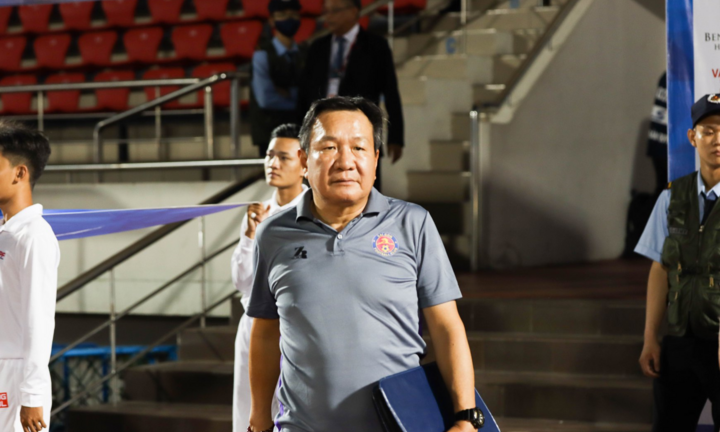 HLV Hoàng Văn Phúc chia tay Sài Gòn FC, nhường lại ghế cho Chủ tịch CLB
